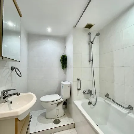 Let's Moving - Comodo Estudio En Primera Linea De Playa Appartamento Fuengirola