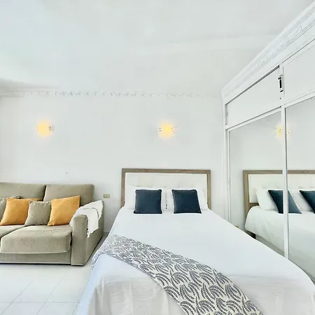 Let's Moving - Comodo Estudio En Primera Linea De Playa Fuengirola